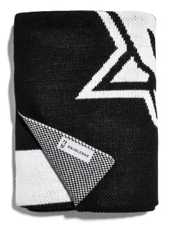 New York Knicks NBA Custom Blanket 11 New York Knicks NBA Custom Blanket -Baublebar 106583 G 02