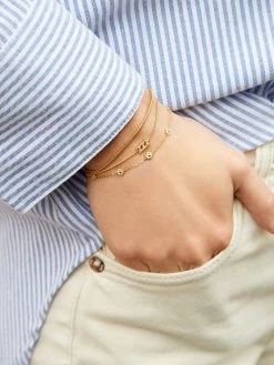 Daisy 18K Gold Bracelet - Clear Flower -Baublebar 108721 m1