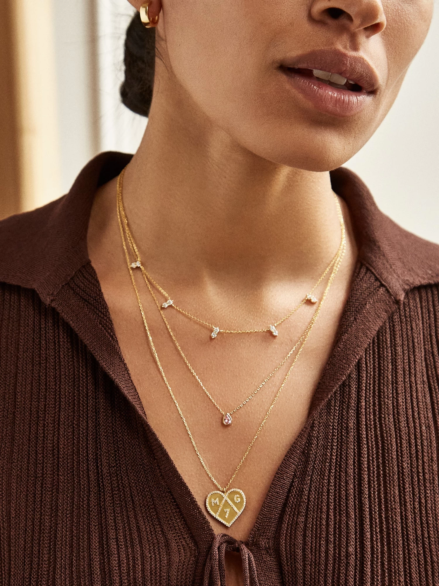 Heart 18K Gold Custom Medallion Necklace 5 Heart 18K Gold Custom Medallion Necklace - Image 3