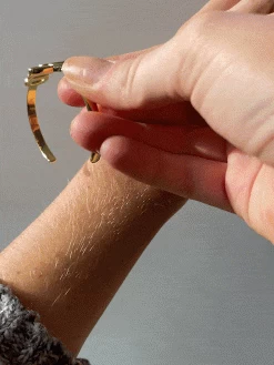 18K Gold Custom Nameplate Cuff Bracelet - Gold -Baublebar 115877 Gif 01