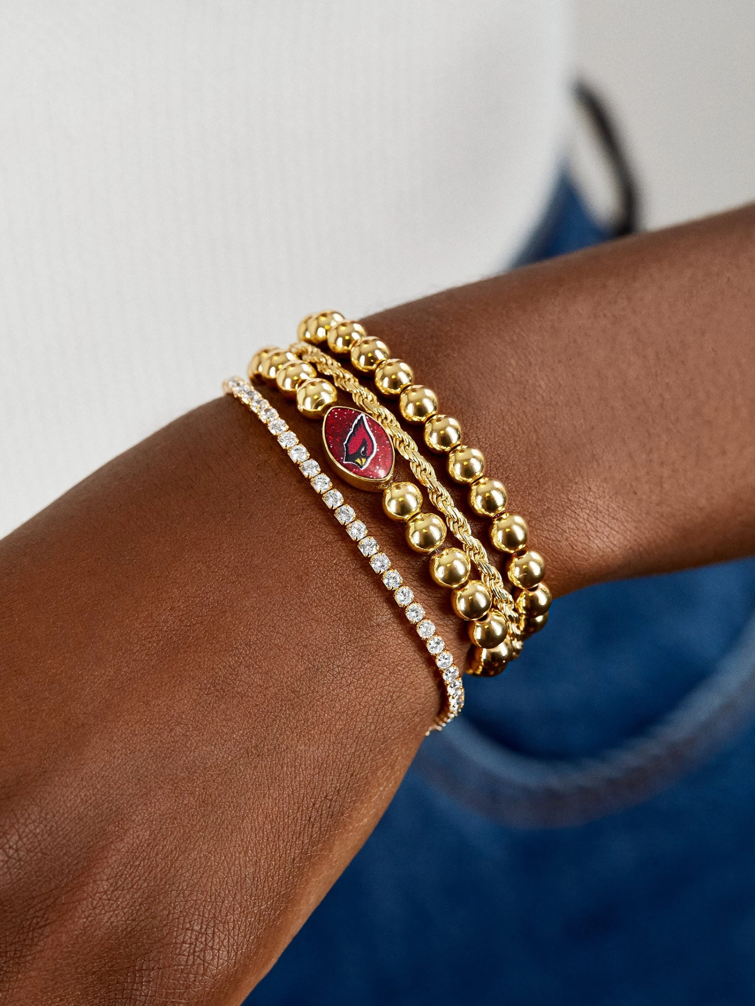 Arizona Cardinals NFL Gold Pisa Bracelet - Arizona Cardinals 4 Arizona Cardinals NFL Gold Pisa Bracelet - Arizona Cardinals - Image 2