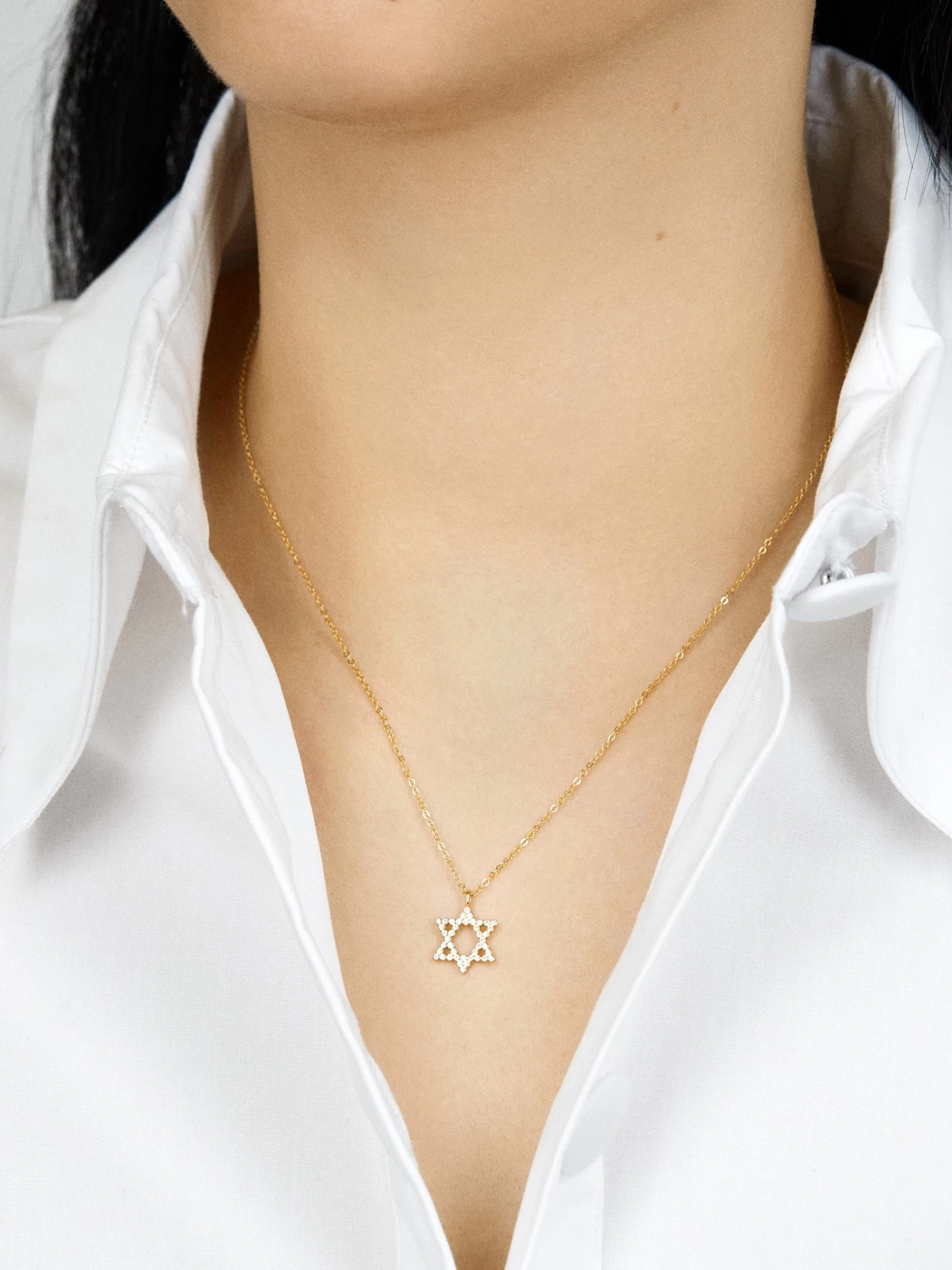 Star Of David 18K Gold Necklace - Clear/Gold 4 Star Of David 18K Gold Necklace - Clear/Gold - Image 2