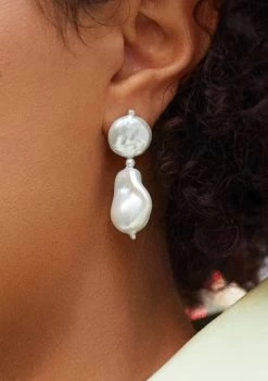 Elle Earrings - White -Baublebar 61489 m v2